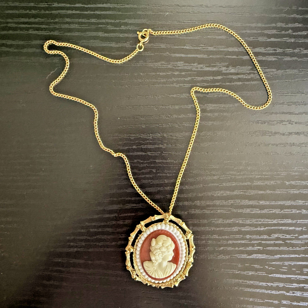 Vintage Cameo Necklace Brooch Red Pearl Oval Pendant Gold Tone Victorian
